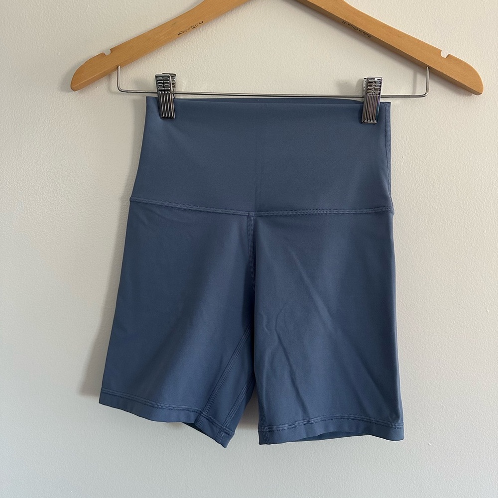 *brand new* Lululemon Align HR short